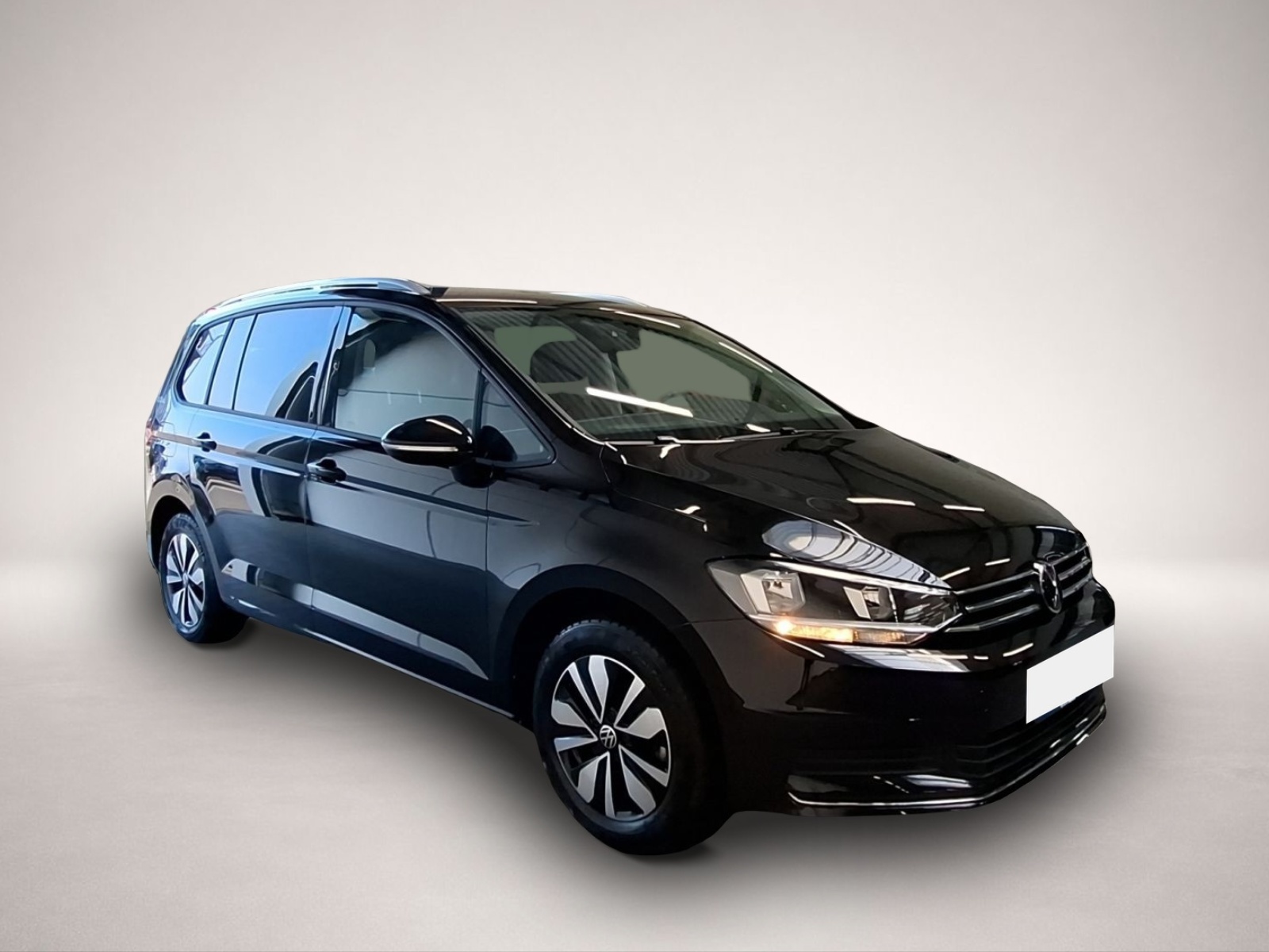 Volkswagen Touran (09/2025, Benzin)