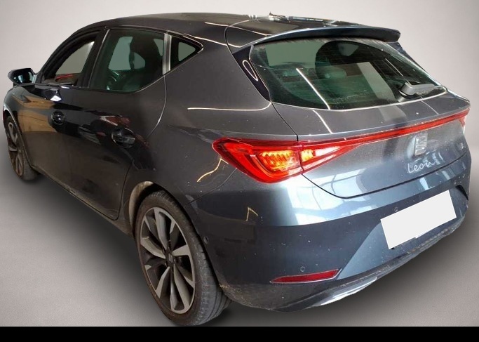 Seat Leon (07/2021, Benzin)