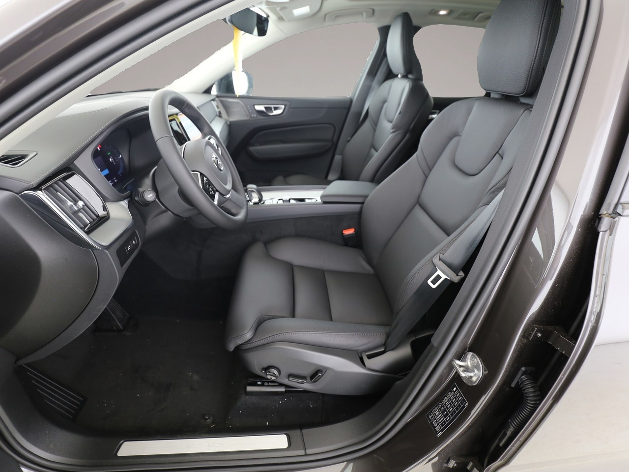 Volvo XC60 (05/2024, Hybrid (Benzin/Elektro))