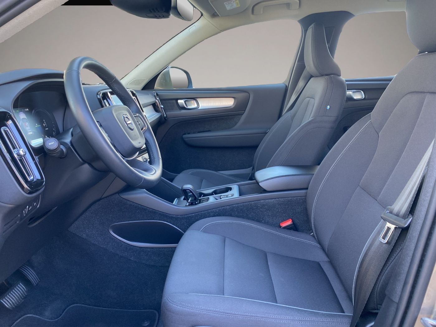 Volvo XC40 (02/2022, )
