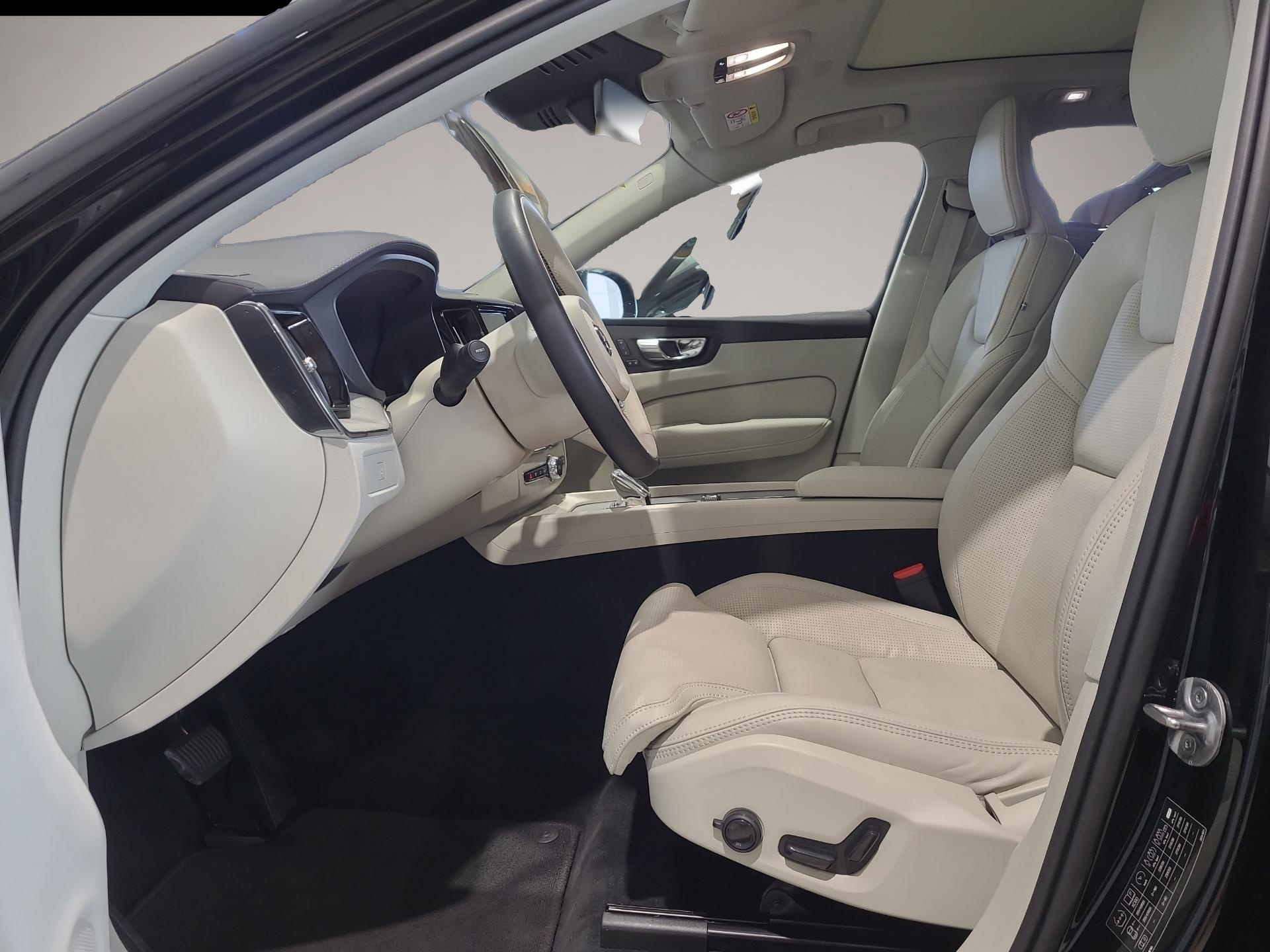 Volvo XC60 (11/2022, Diesel)