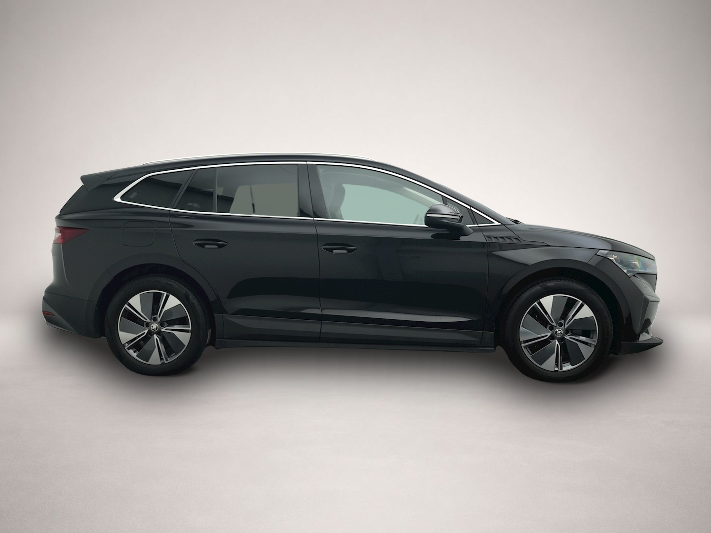 Skoda Enyaq (03/2023, ELECTRIC)