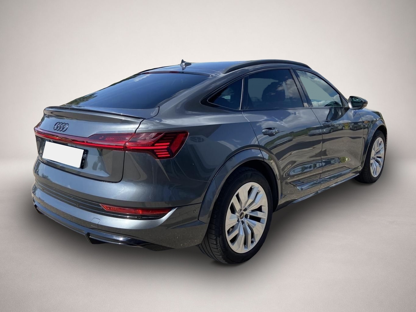 Audi e-tron (01/2023, )