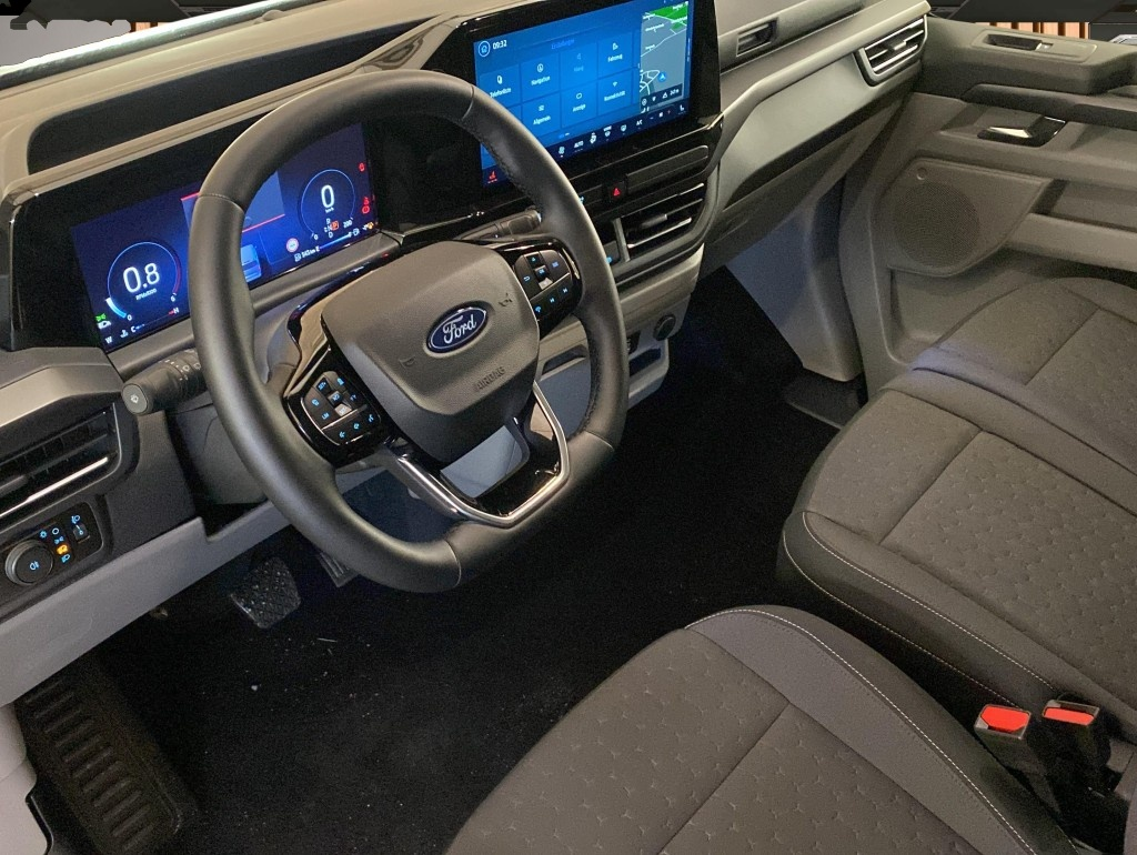 Ford Tourneo Custom (07/2025, Diesel)
