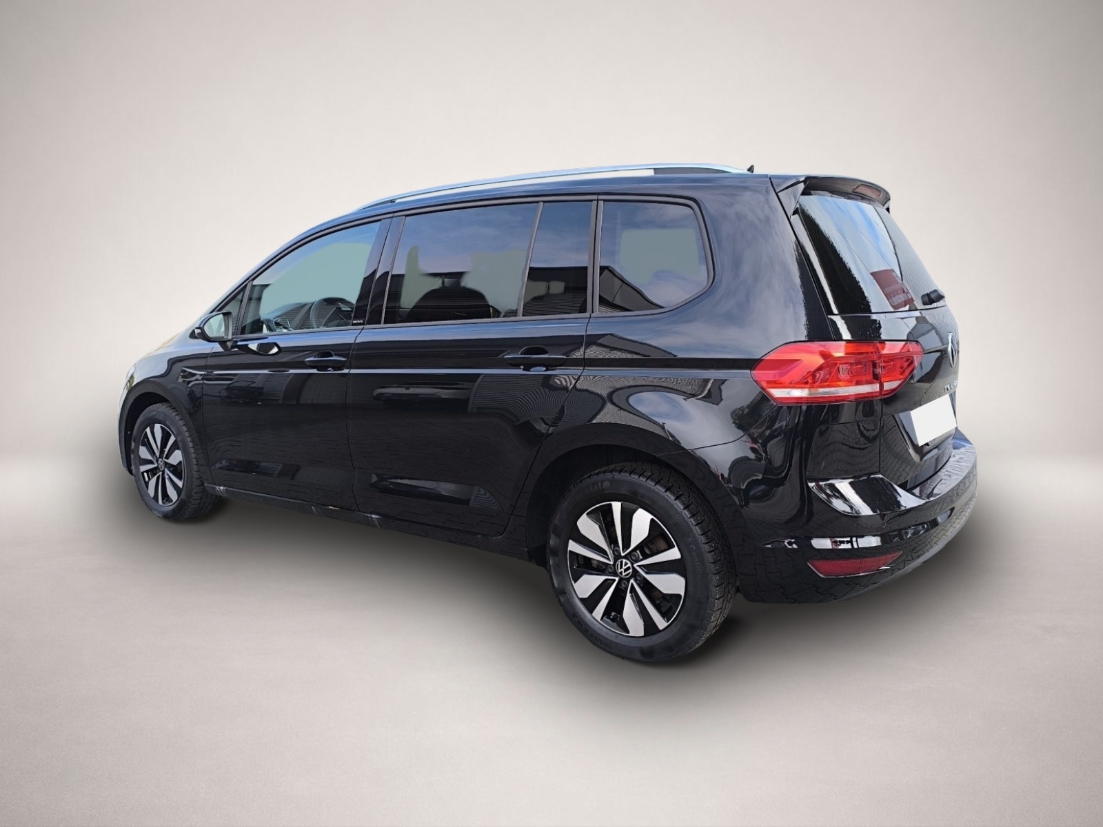 Volkswagen Touran (08/2024, Benzin)