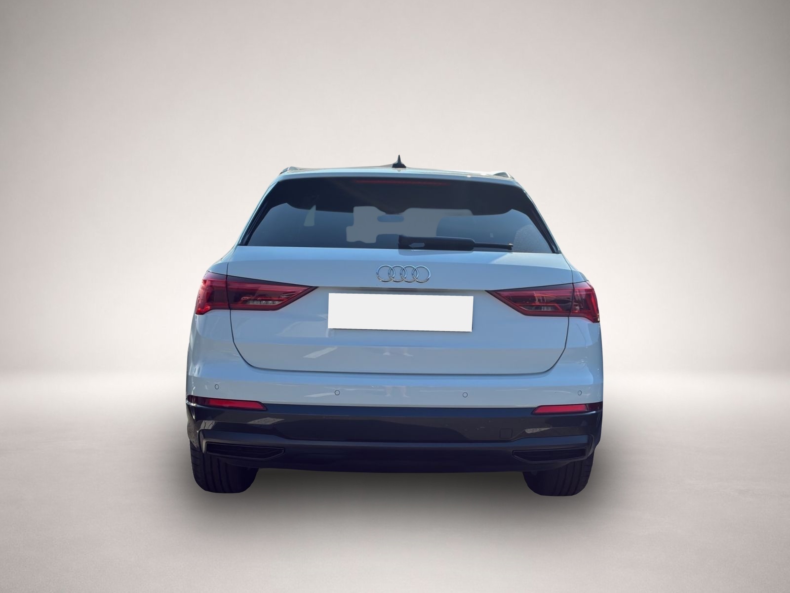 Audi Q3 (09/2025, Benzin)