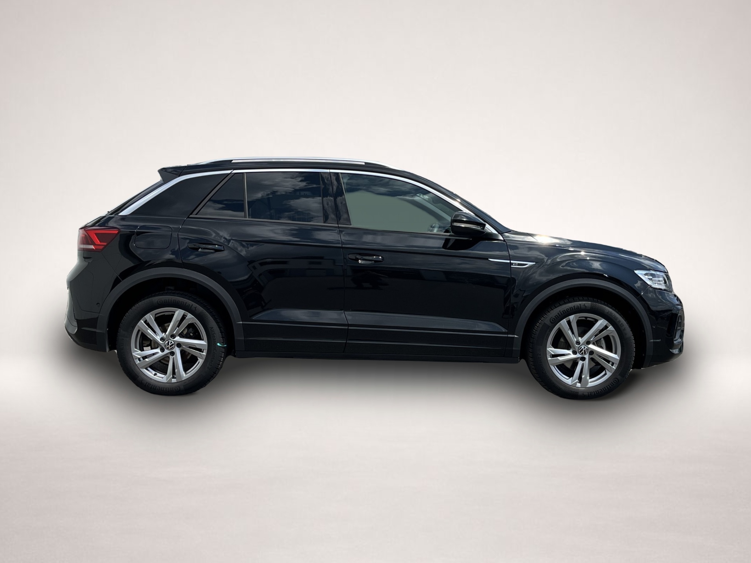 Volkswagen T-Roc (10/2025, Benzin)