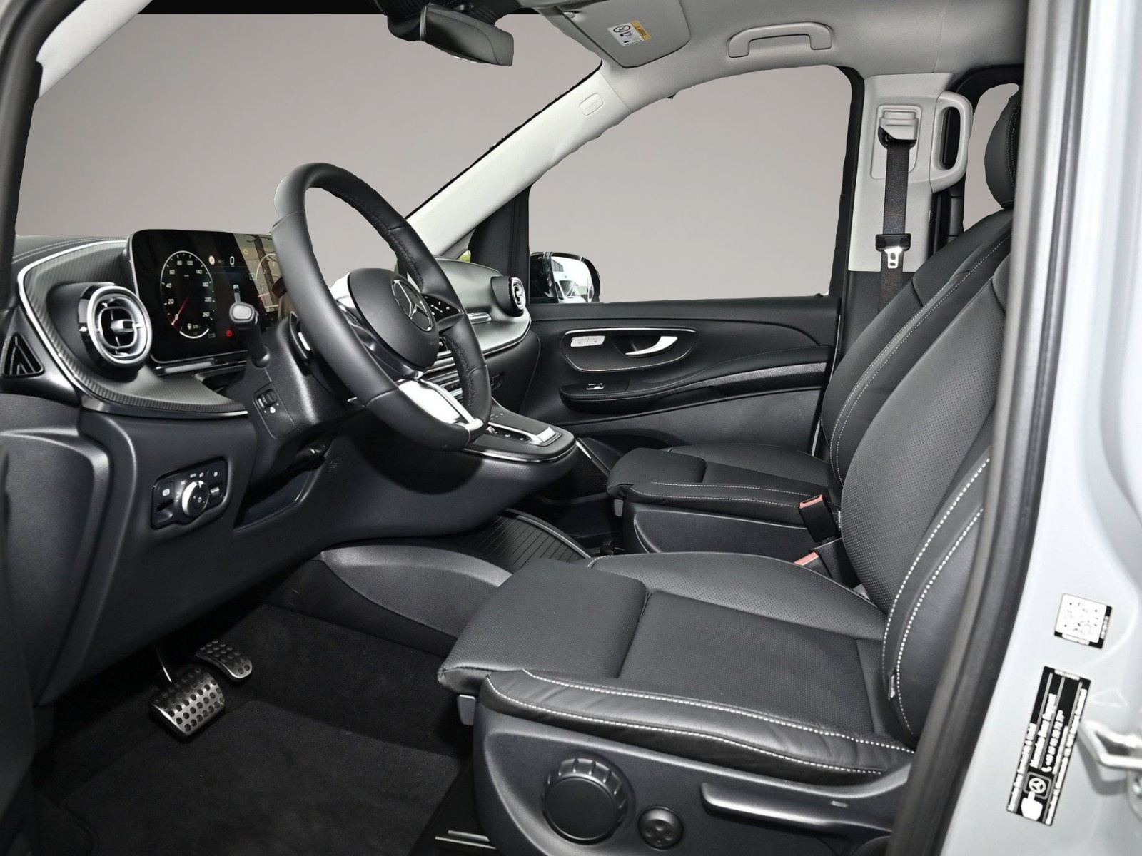 Mercedes-Benz V 300 (07/2025, Diesel)