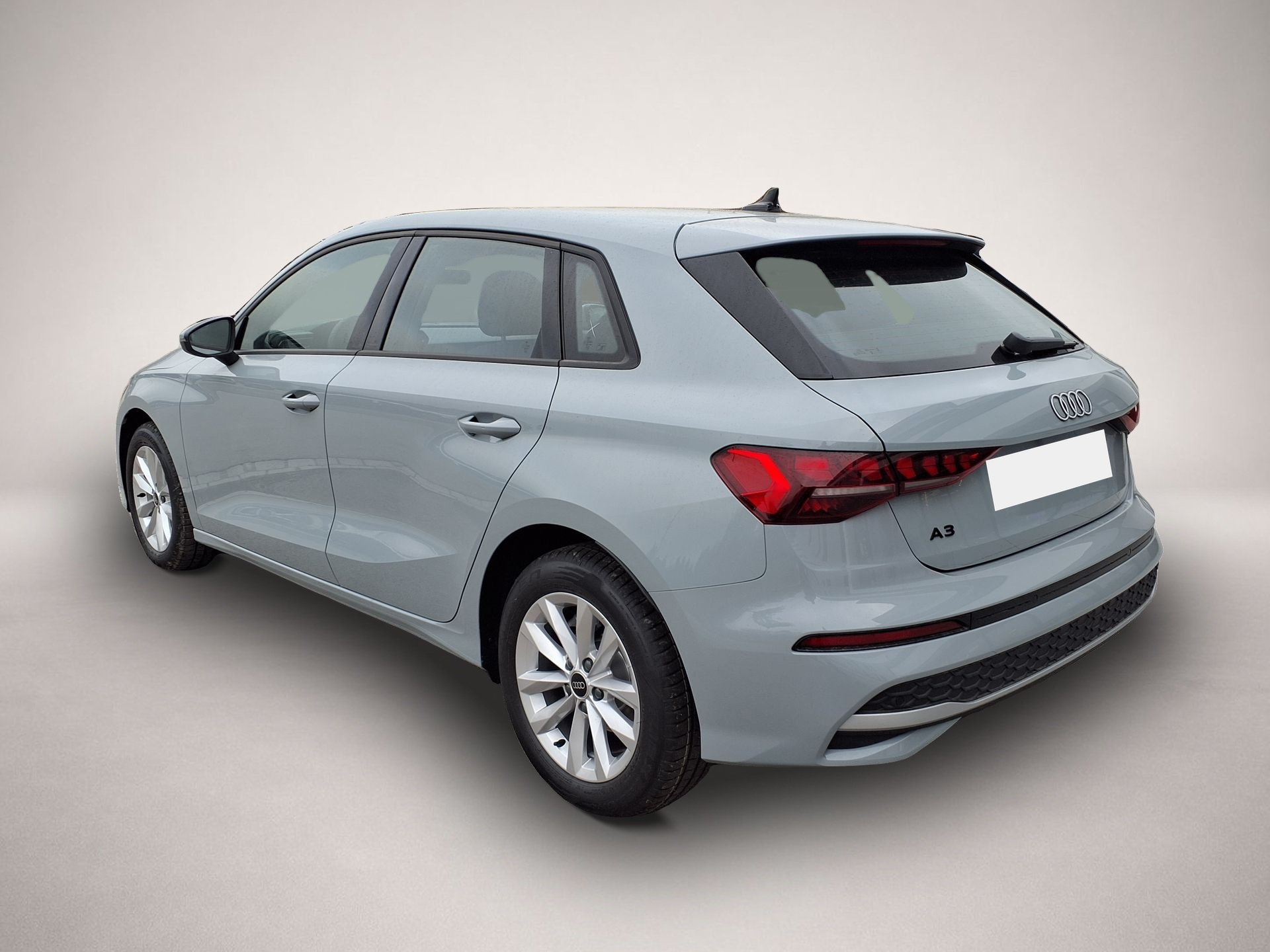 Audi A3, image 2 of 4