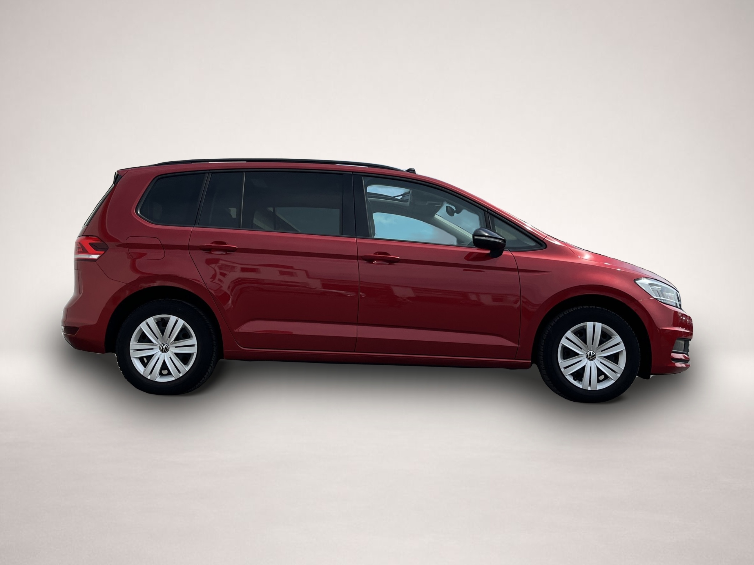 Volkswagen Touran (02/2022, Benzin)