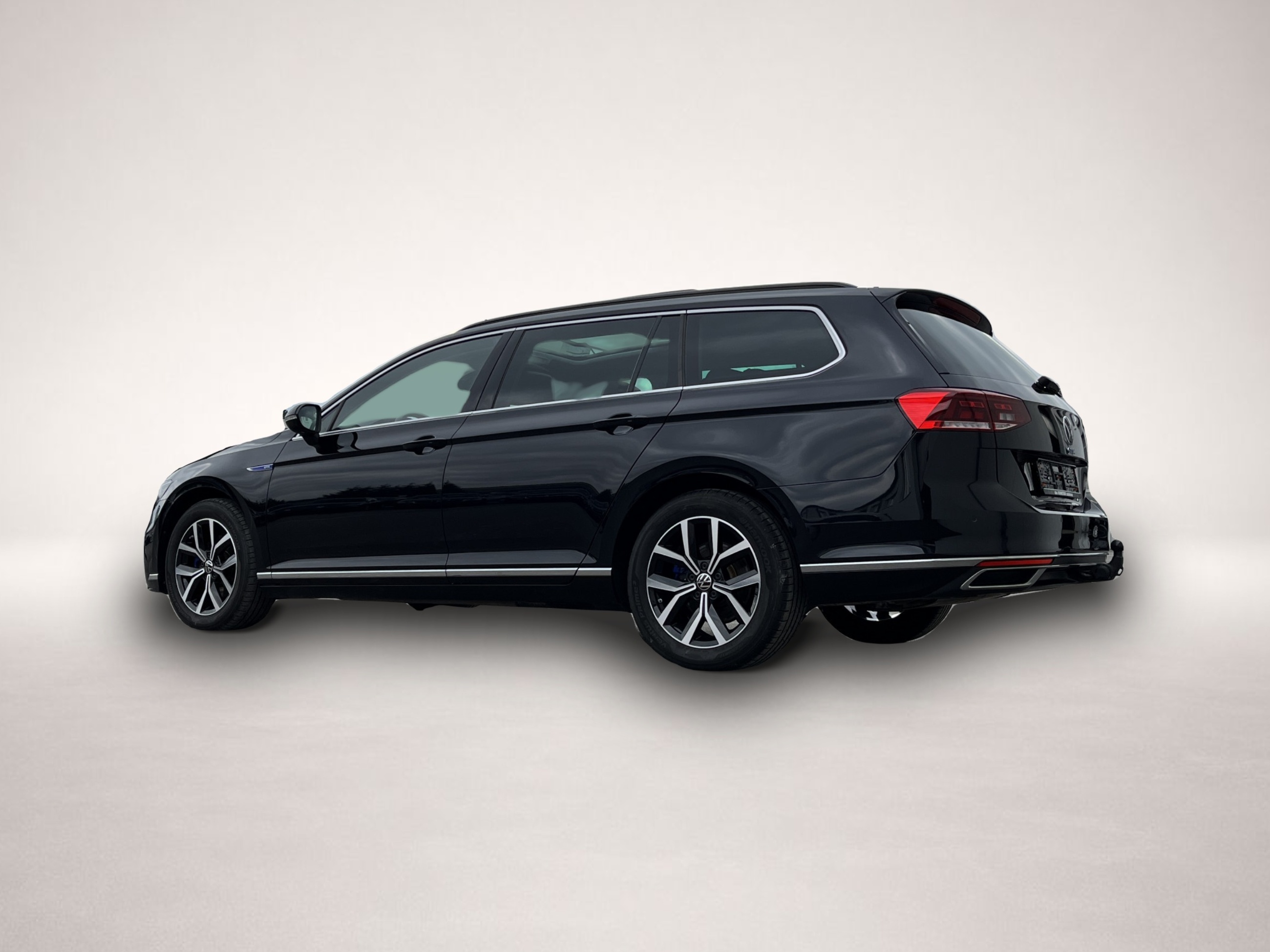 Volkswagen Passat Variant (12/2020, Hybrid (Benzin/Elektro))