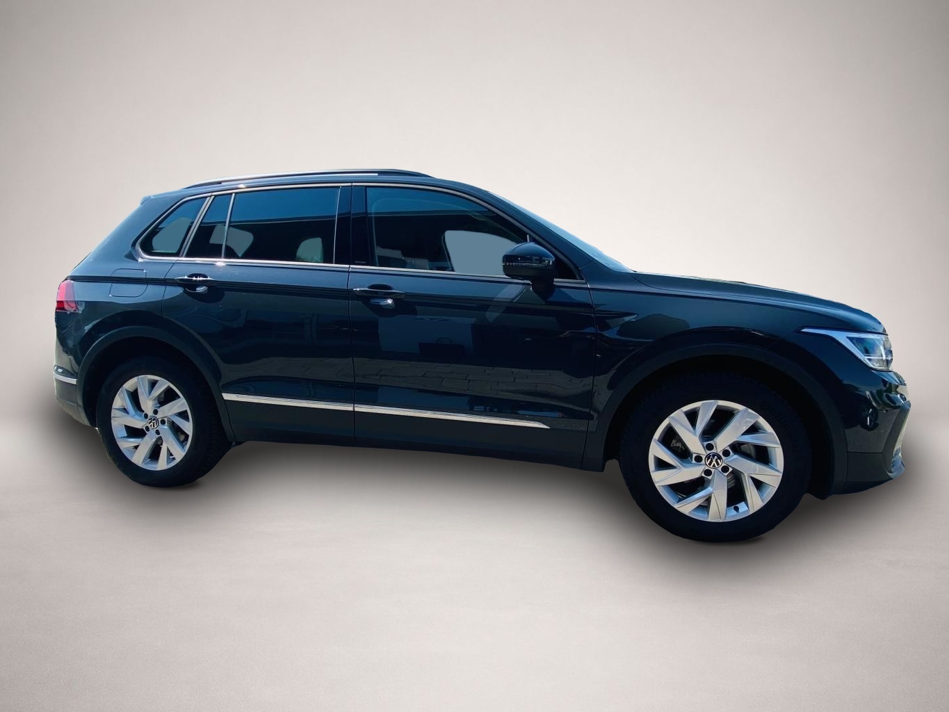 Volkswagen Tiguan (01/2023, )