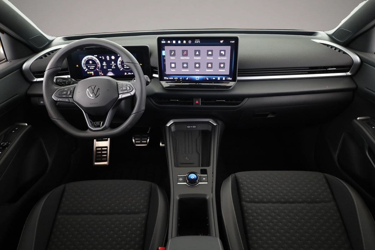 Volkswagen T-Roc (04/2026, Benzin)