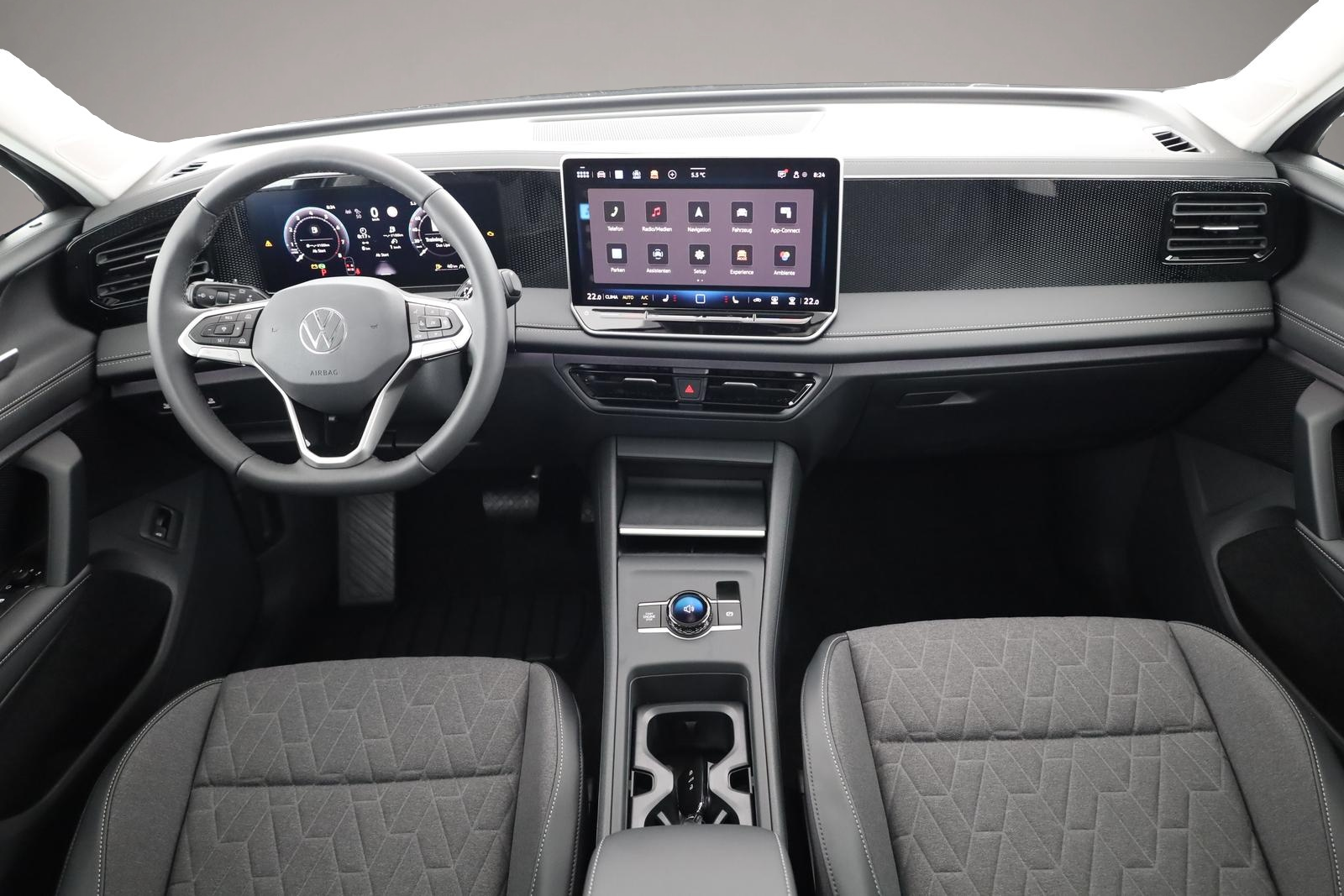 Volkswagen Tiguan (12/2025, Benzin)