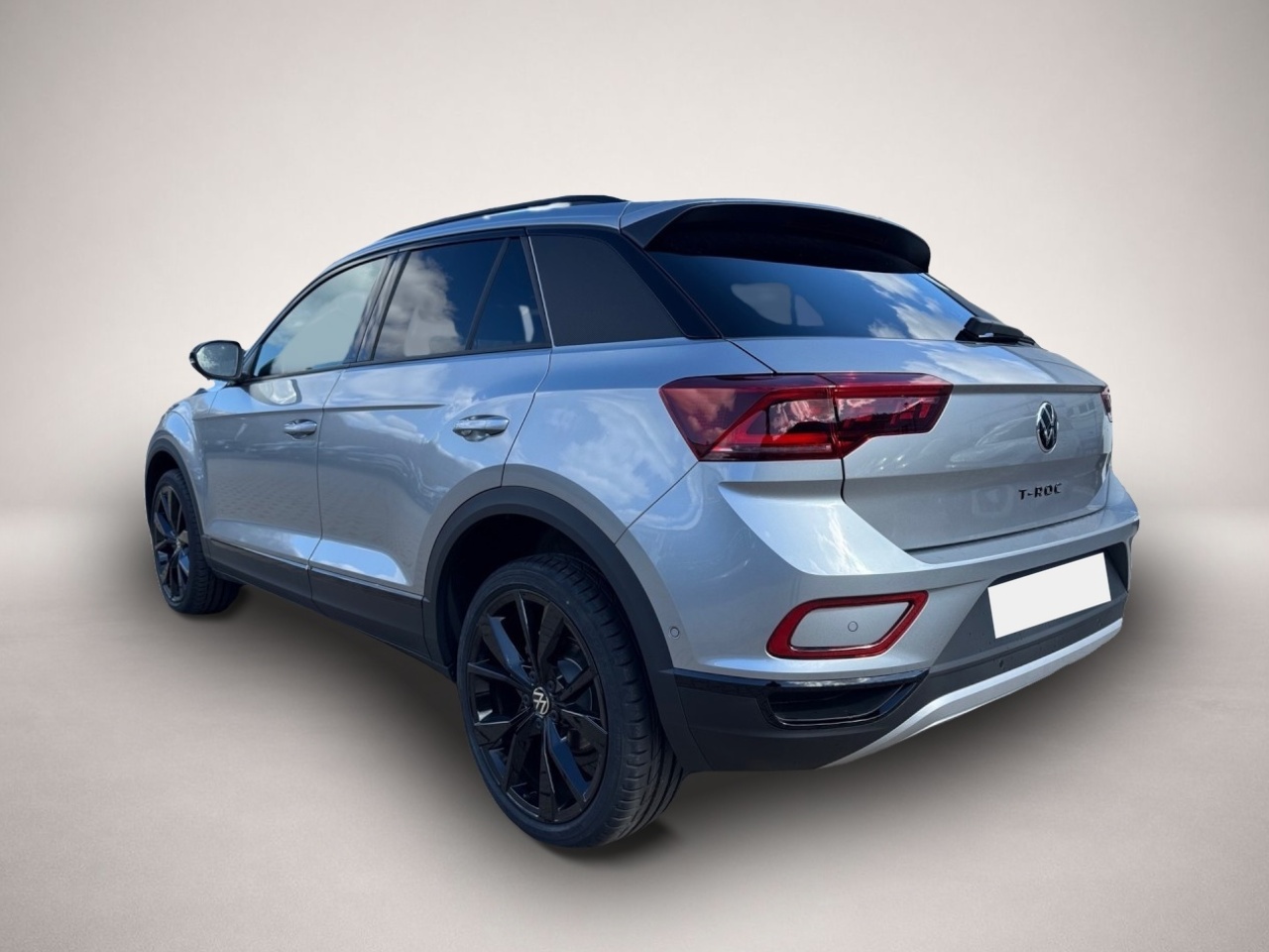 Volkswagen T-Roc (06/2025, Benzin)