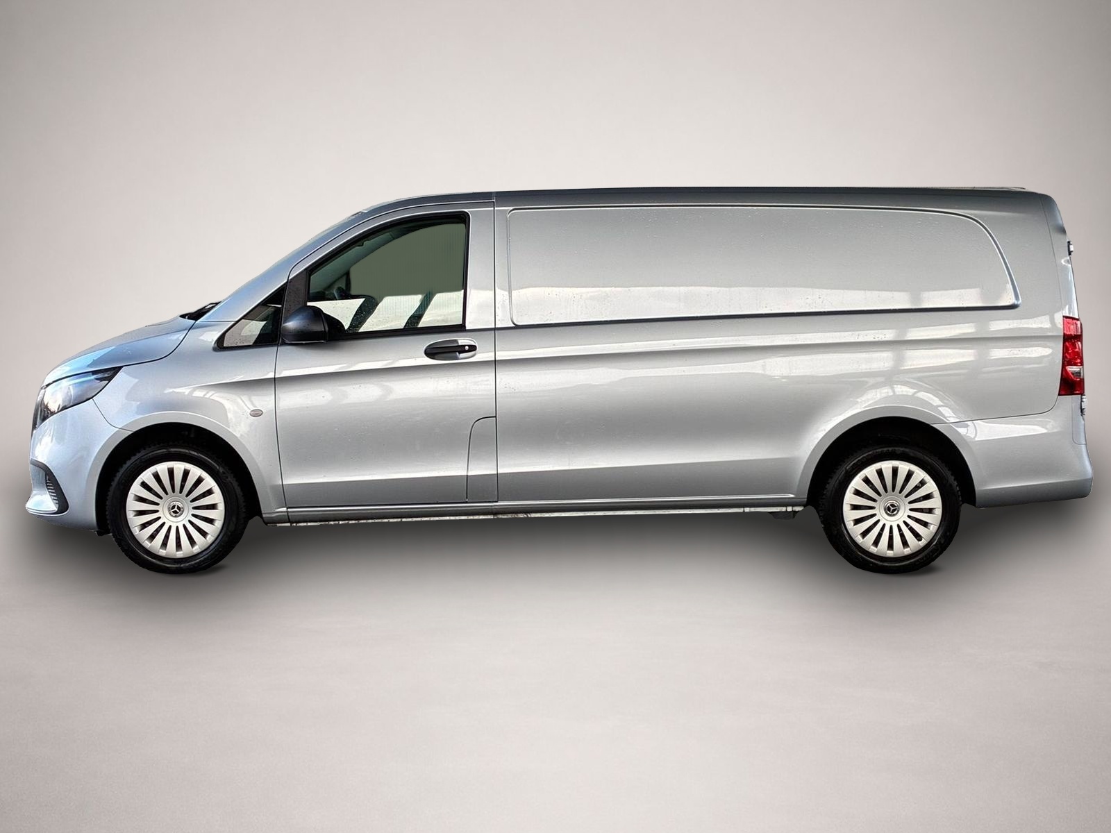 Mercedes-Benz Other (12/2024, Diesel)
