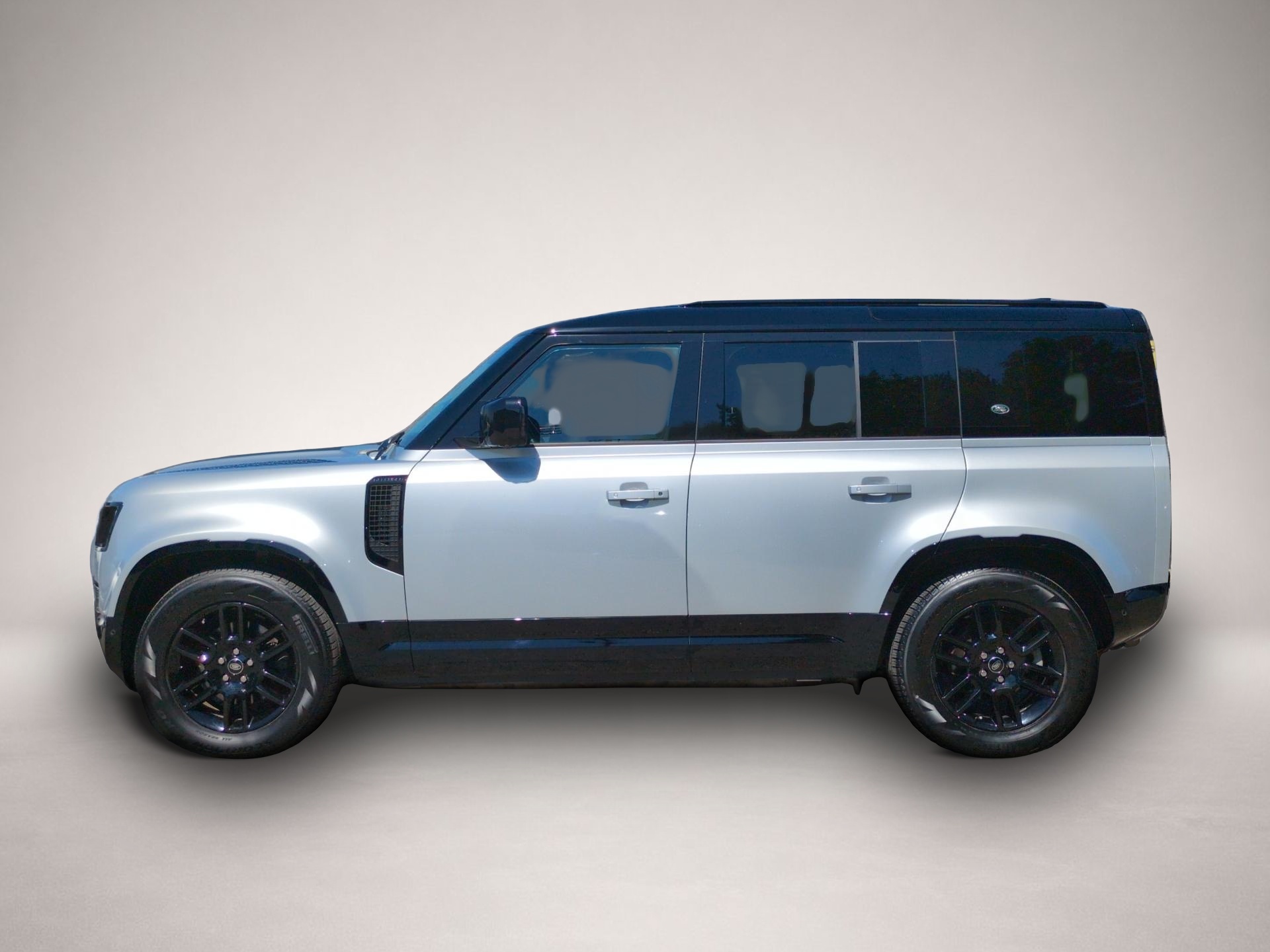 Land-Rover Defender (07/2023, Diesel)