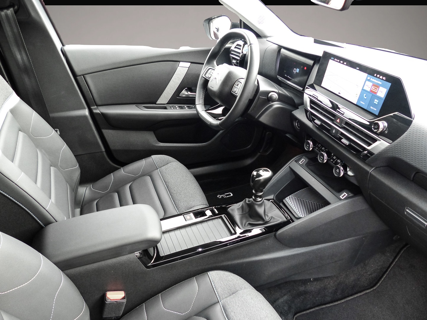 Citroen C4 (01/2024, Benzin)