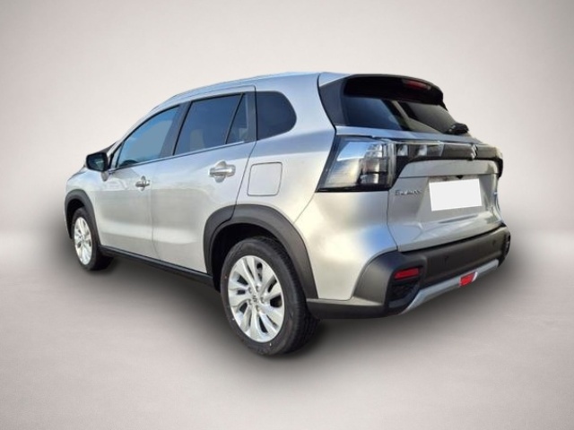Suzuki Across, Bild 2 von 5