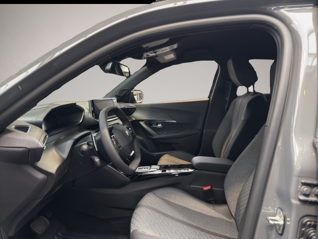 Peugeot 2008 (, Benzin)