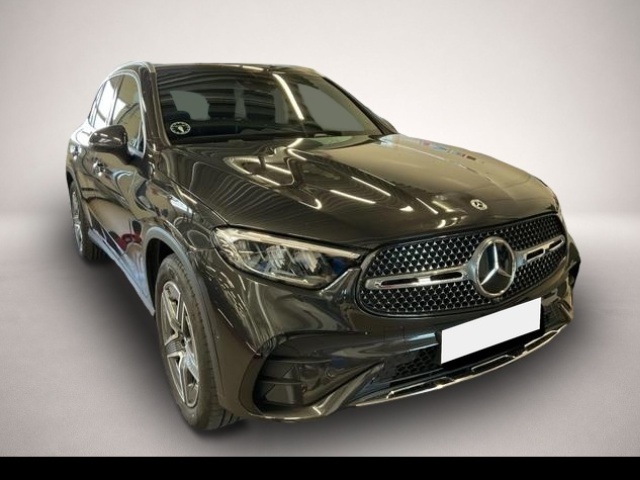Mercedes-Benz Other (11/2025, Diesel)
