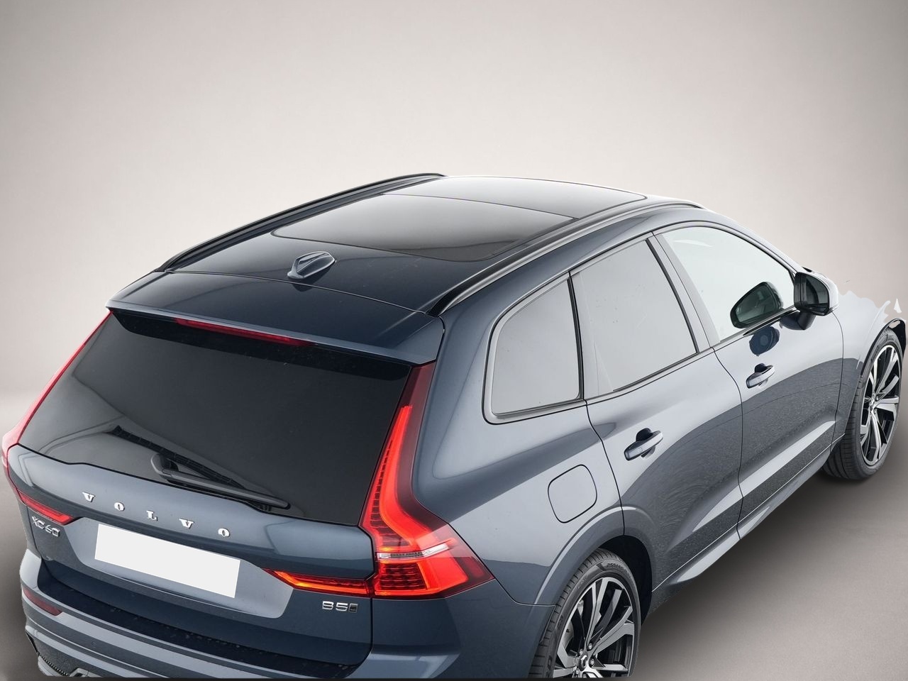 Volvo XC60 (05/2025, Benzin)