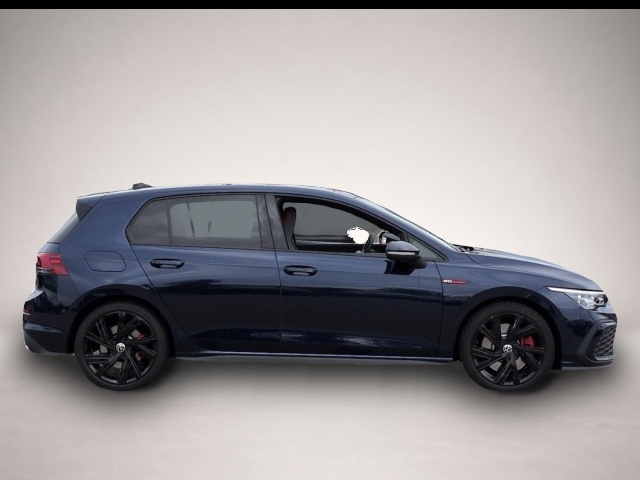 Volkswagen Golf (04/2022, Benzin)