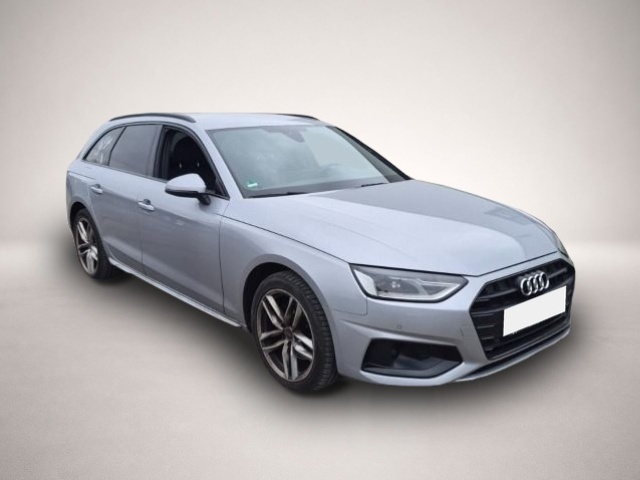 Audi A4 (05/2021, Benzin)