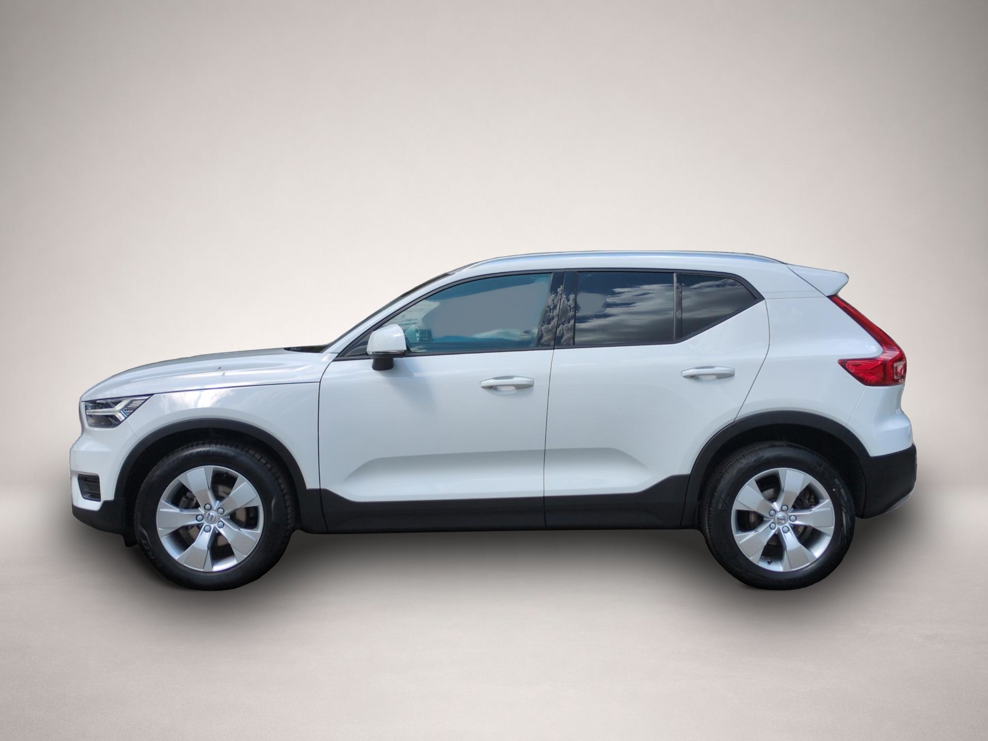 Volvo XC40 (07/2022, Benzin)