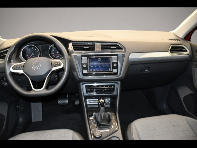 Volkswagen Tiguan (01/2022, )