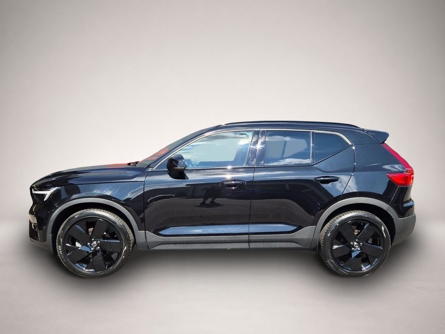 Volvo XC40 (06/2025, Benzin)