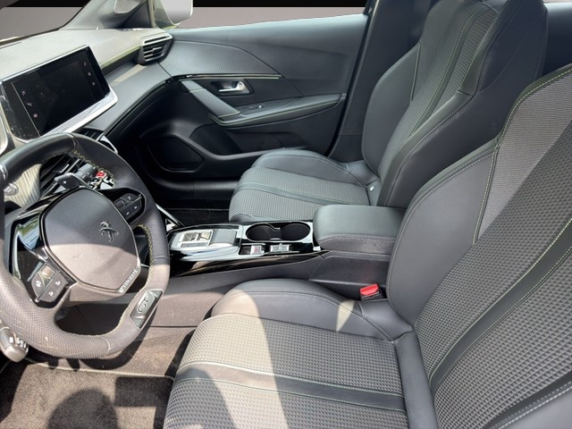 Peugeot 208 (01/2024, Benzin)