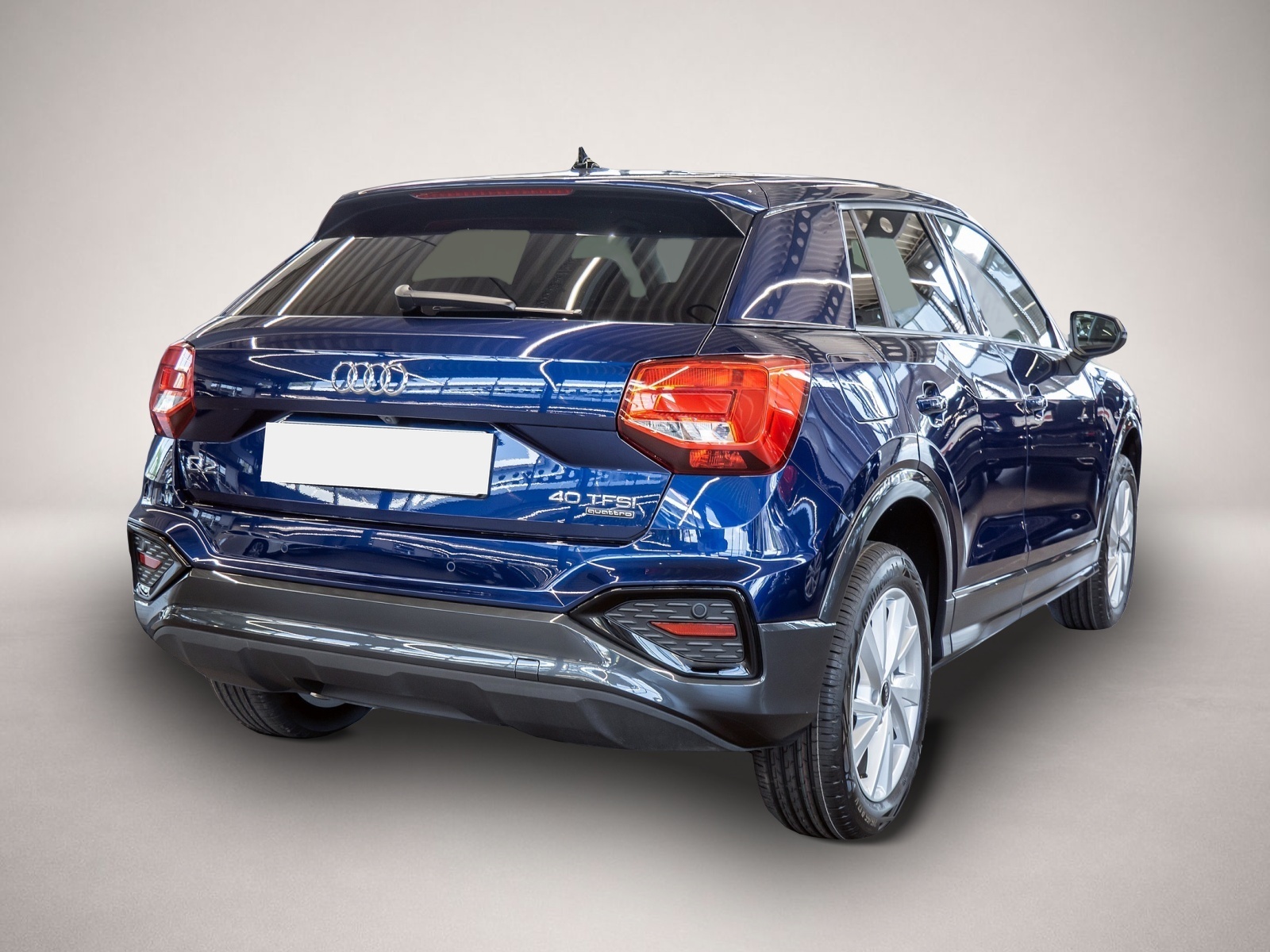 Audi Q2 (10/2025, Benzin)