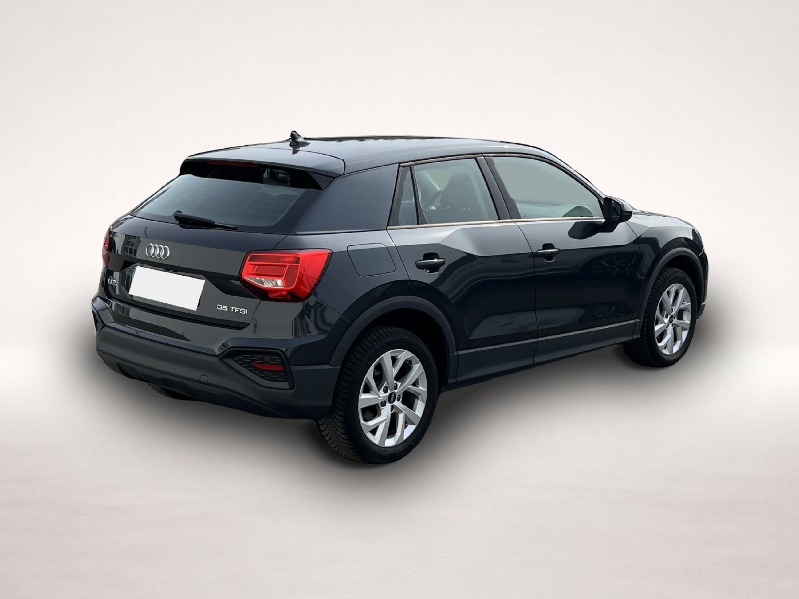 Audi Q2 (03/2022, Benzin)