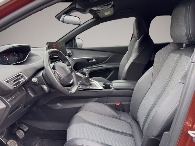 Peugeot 5008 (10/2023, Benzin)
