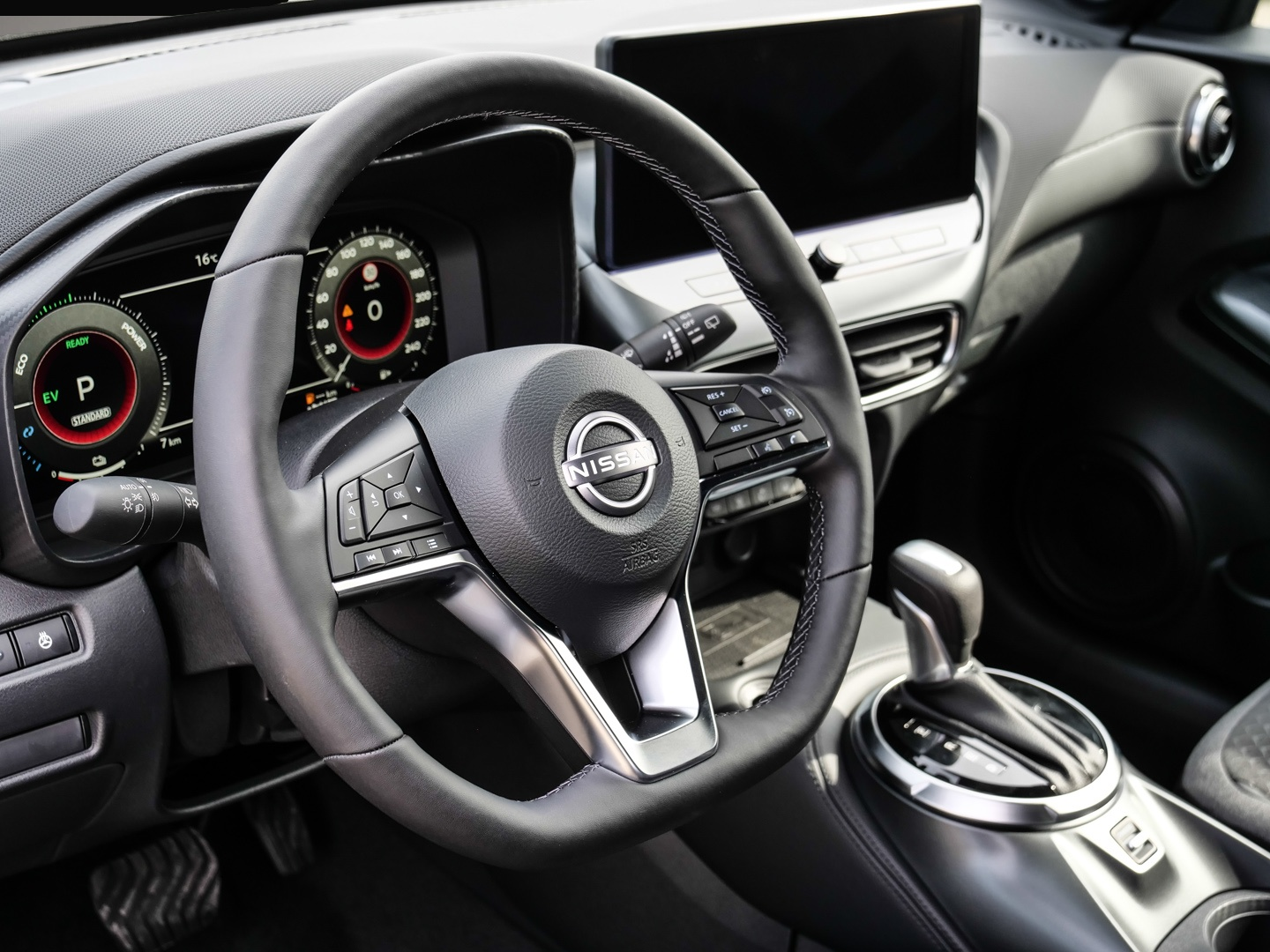 Nissan Juke, image 3 of 6