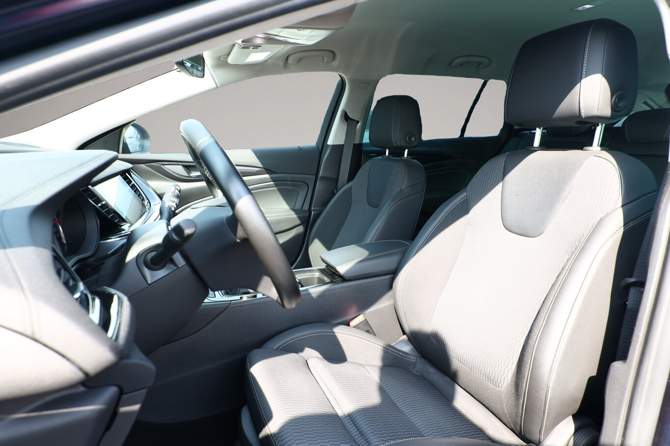 Opel Insignia (02/2018, )