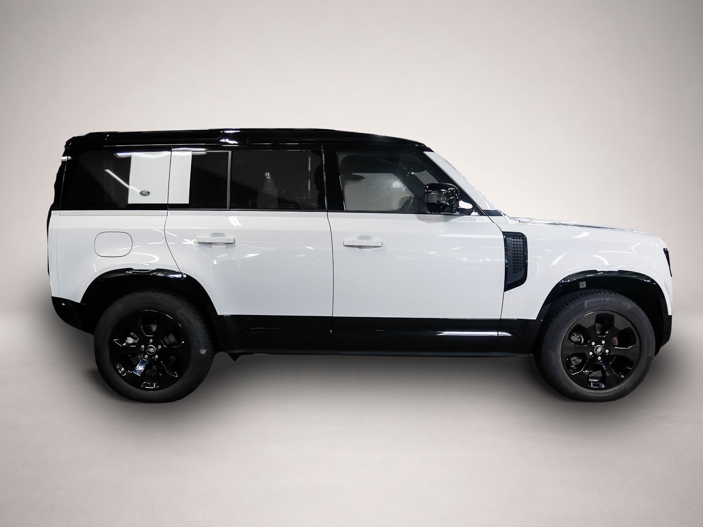Land-Rover Defender (11/2023, Diesel)