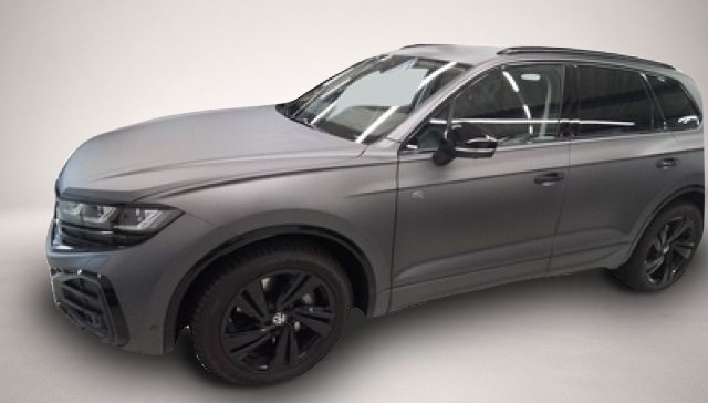 Volkswagen Touareg (10/2025, )