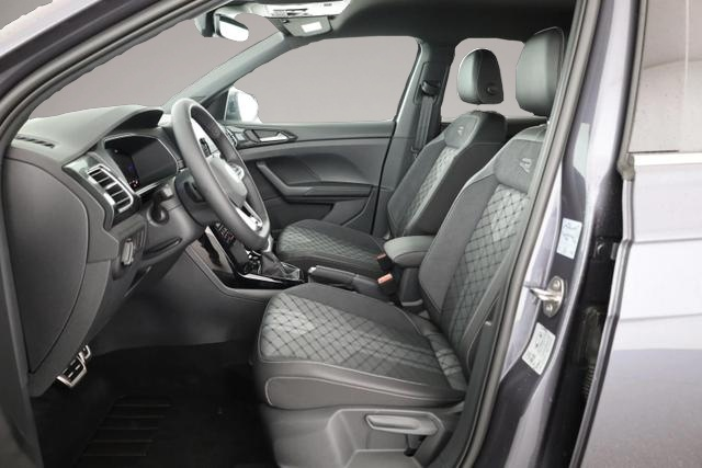 Volkswagen T-Cross (04/2026, Benzin)