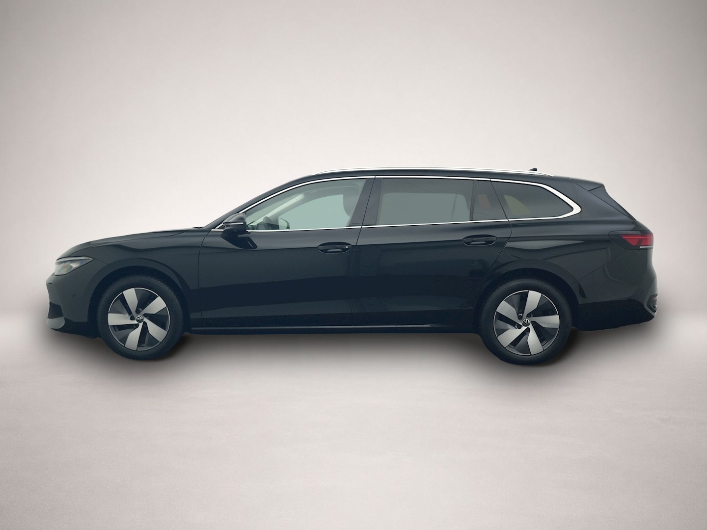 Volkswagen Passat (06/2025, Benzin)