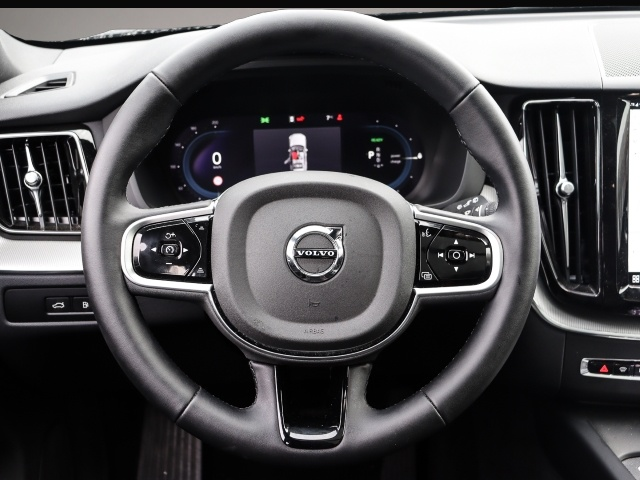 Volvo XC60 (05/2024, Hybrid (Benzin/Elektro))