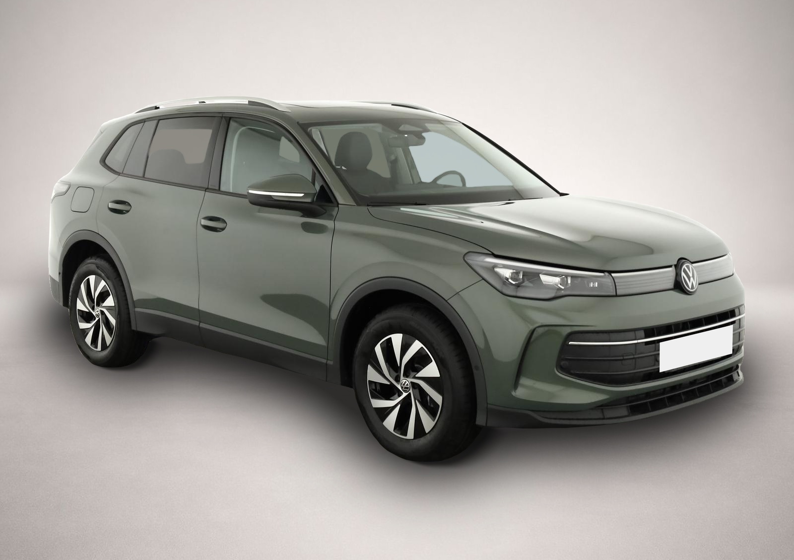 Volkswagen Tiguan (12/2025, Benzin)