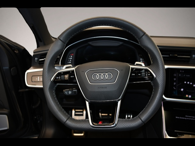 Audi RS6 (09/2025, Benzin)