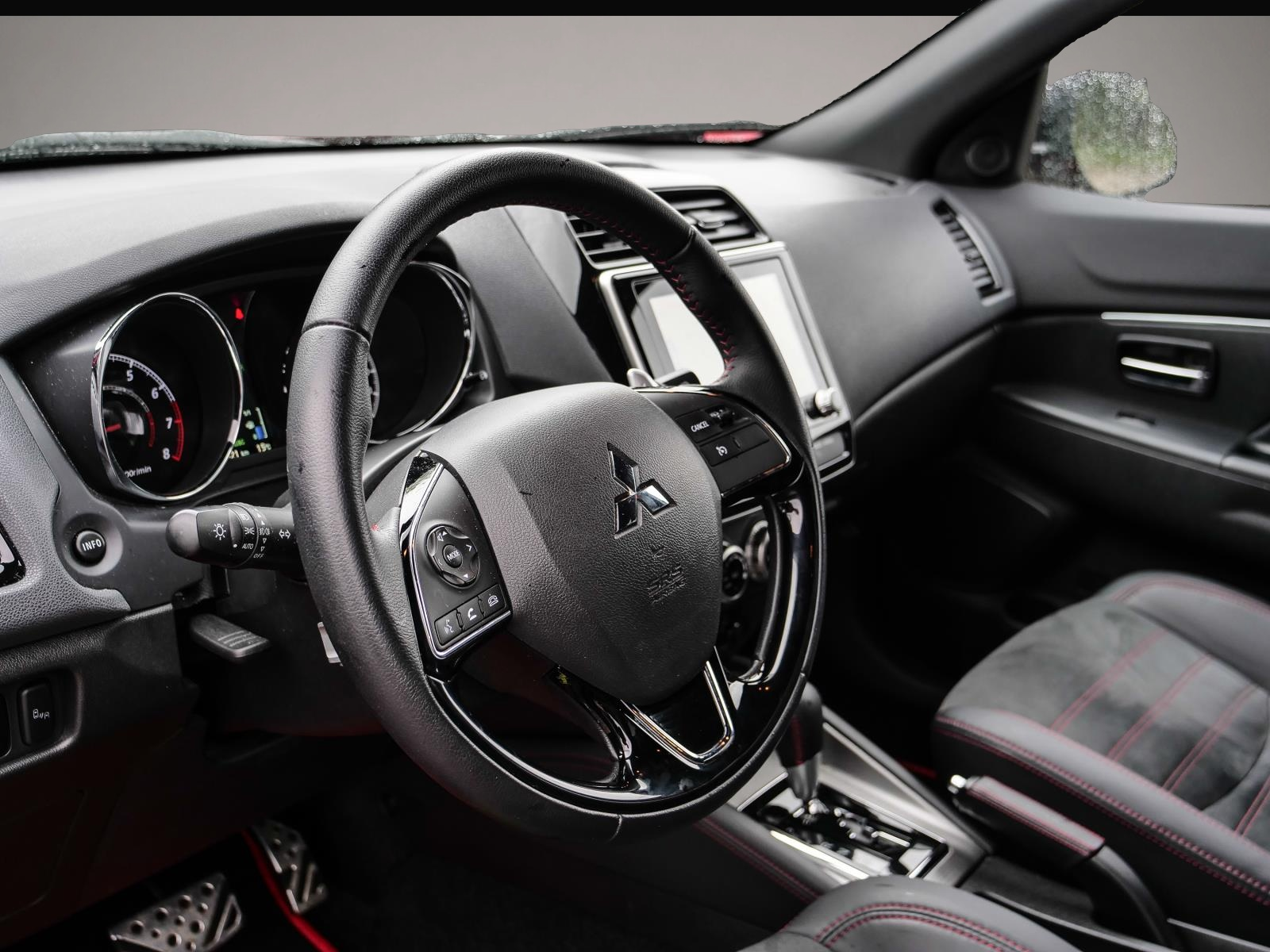 Mitsubishi ASX (04/2021, Benzin)