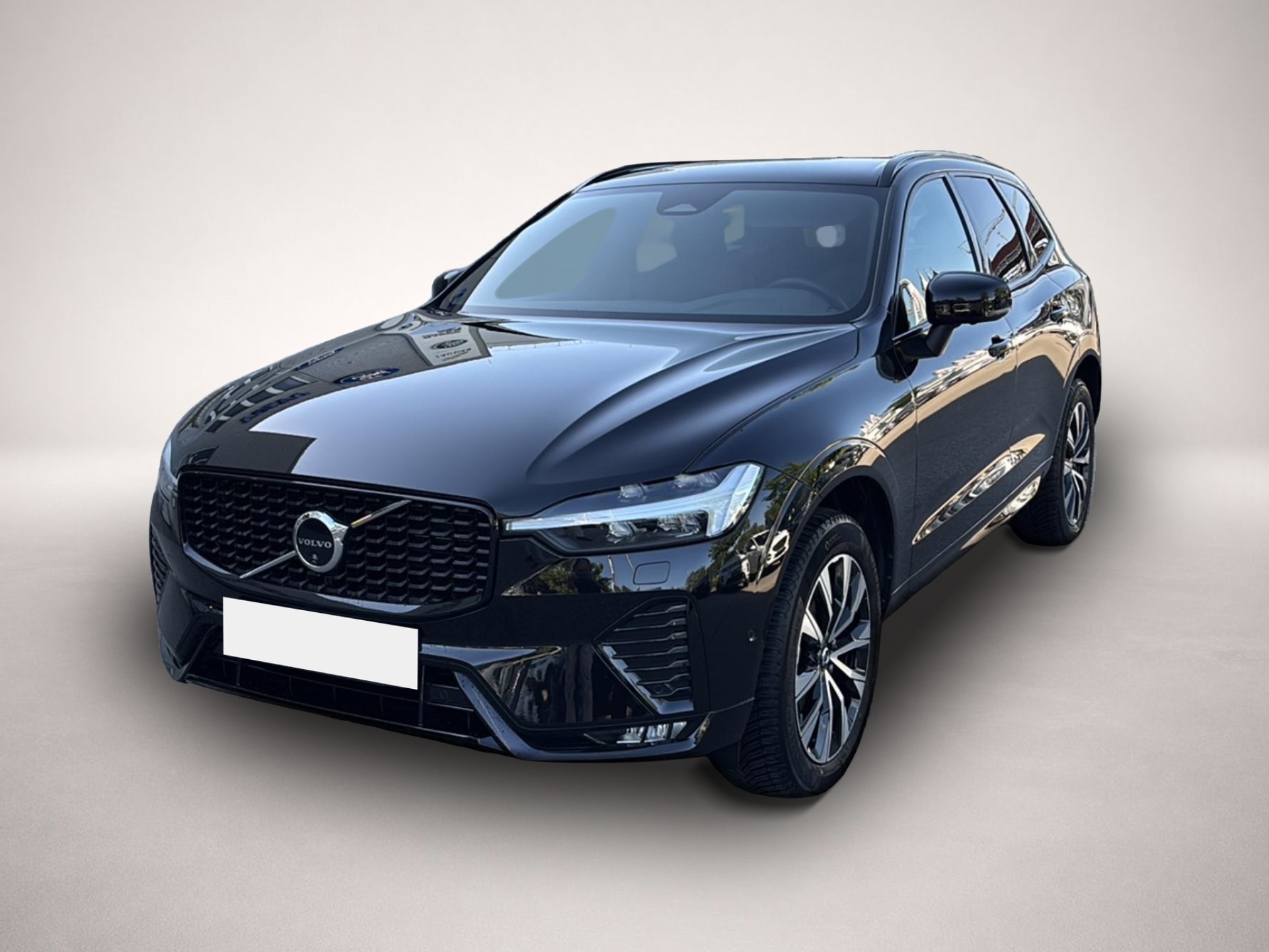 Volvo XC60 (02/2025, Benzin)