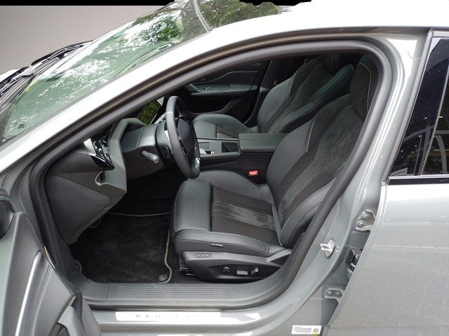 Peugeot 308 (04/2025, Benzin)