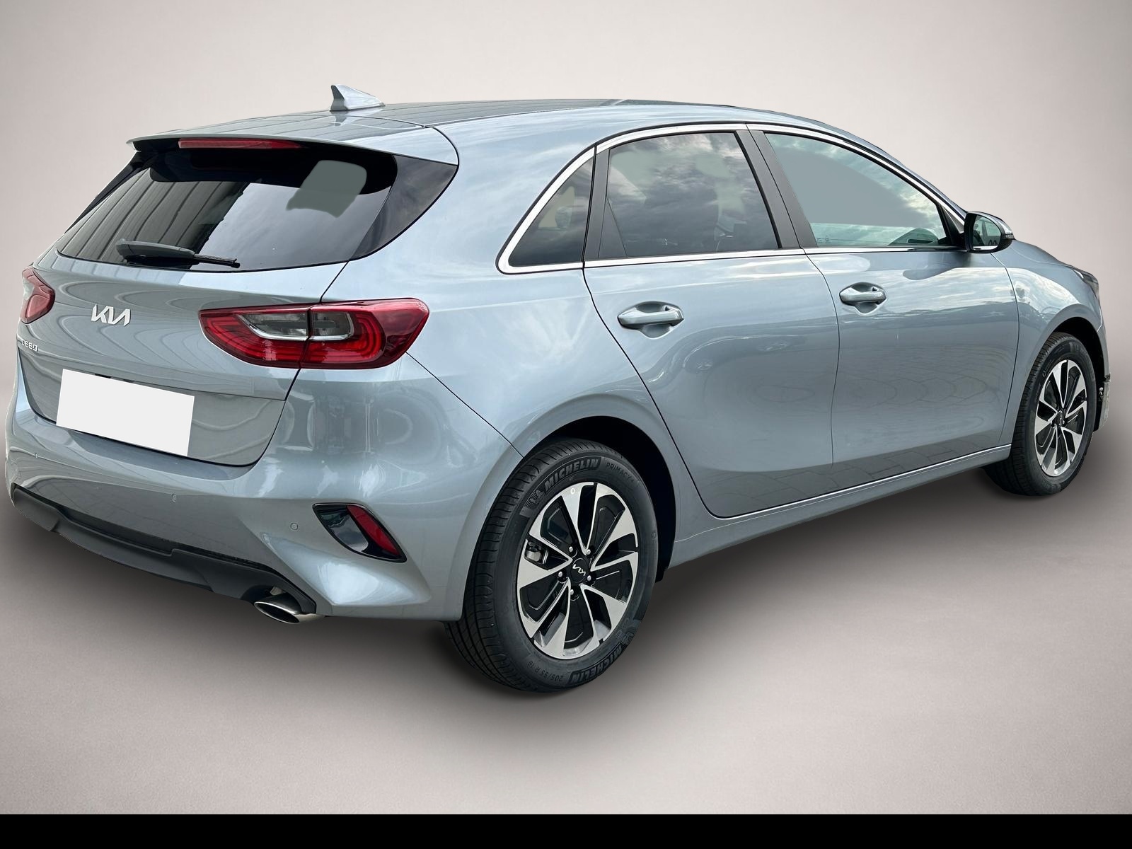 KIA cee'd / Ceed (01/2026, Benzin)