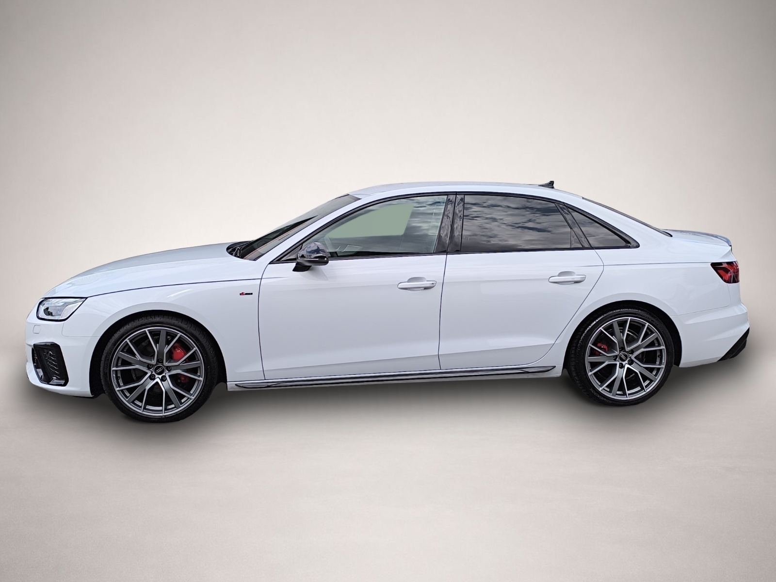 Audi A4 (05/2023, Diesel)