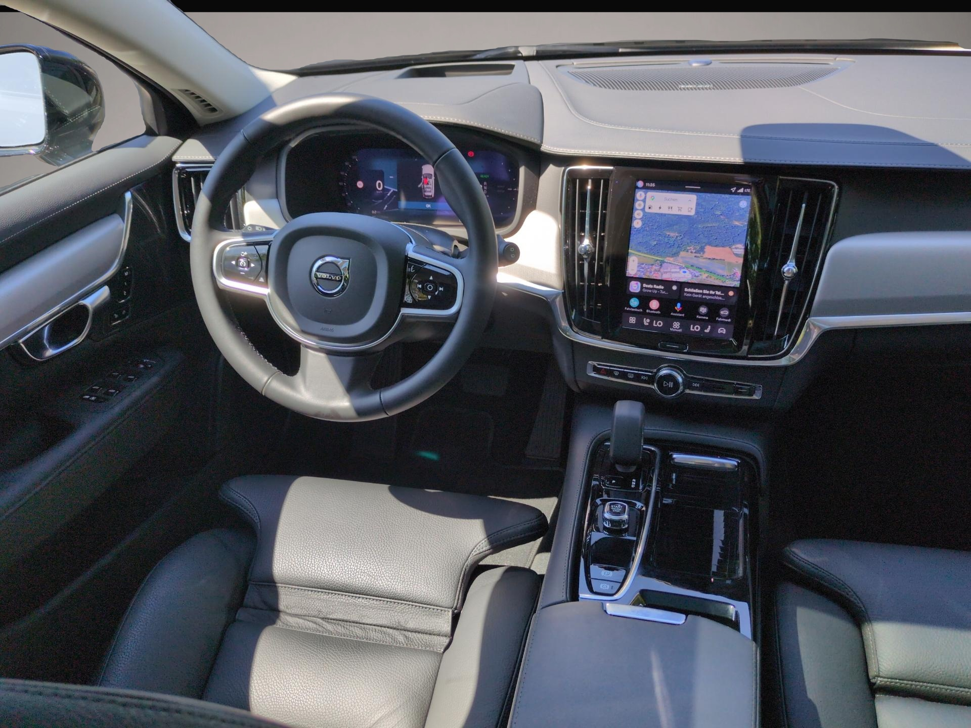 Volvo V90 (08/2025, Hybrid (Benzin/Elektro))